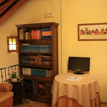 Casa Los Lobos